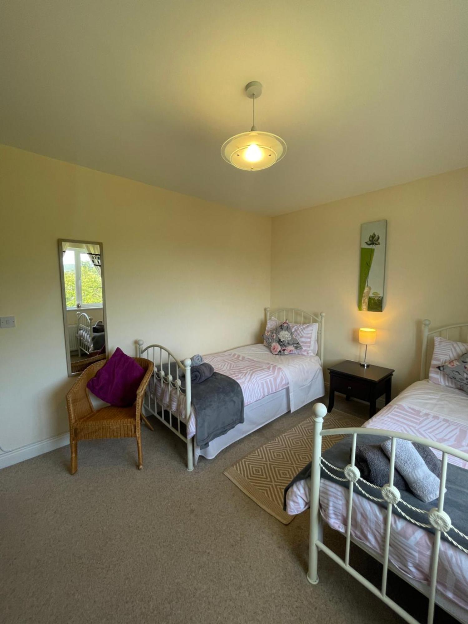 Valentia Skellig Rooms Knights Town Room photo